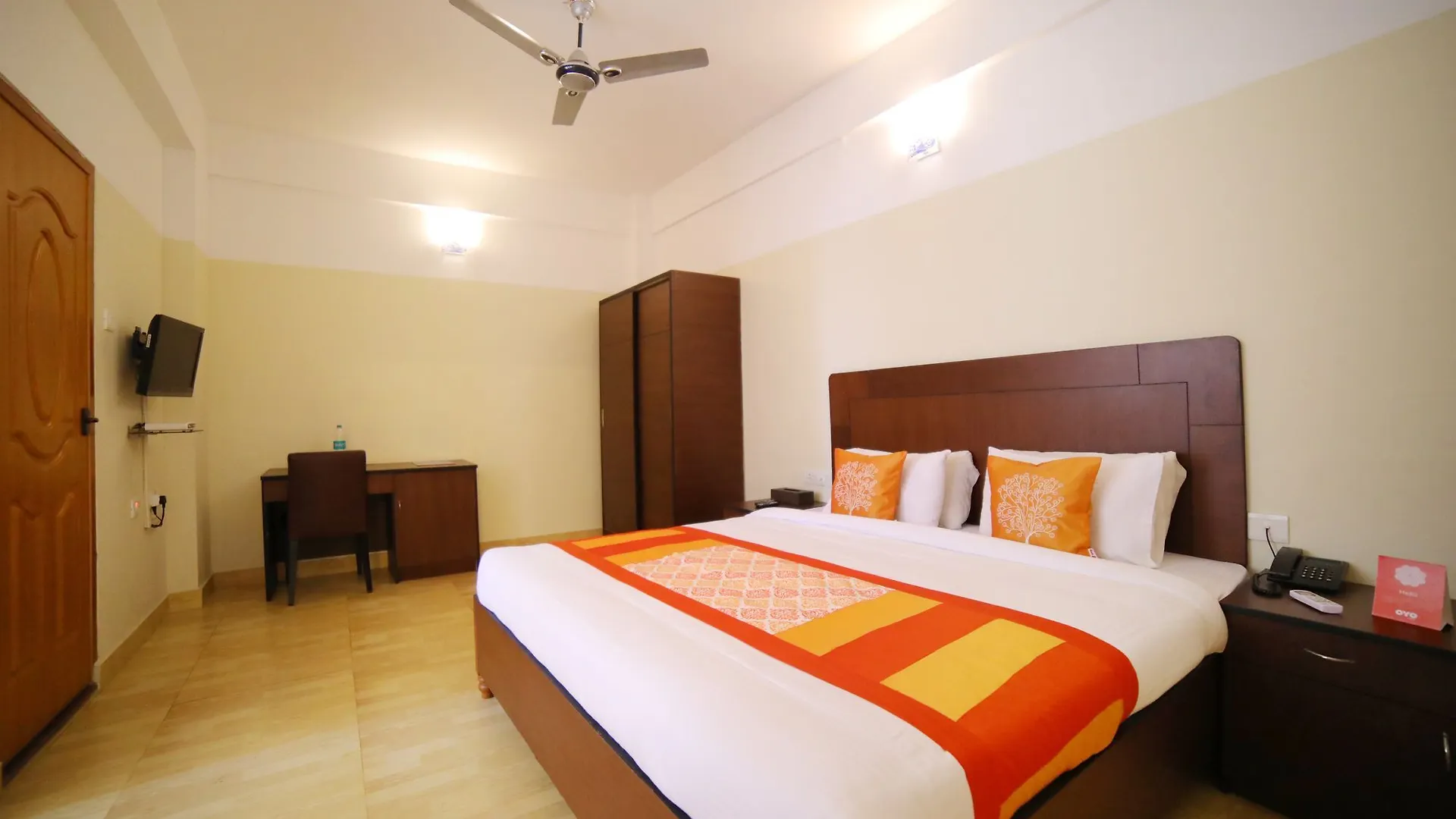Oyo 2079 Near Medical College Hotel Thiruvananthapuram India