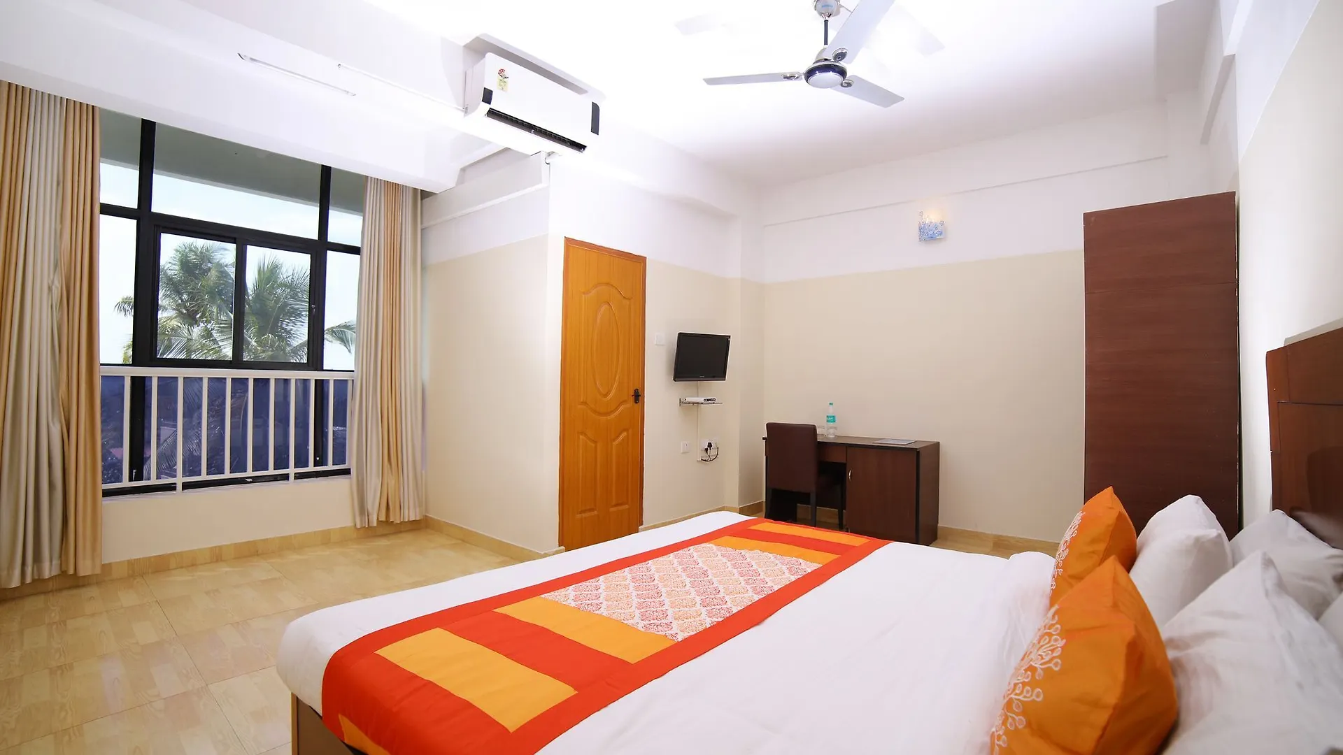 Oyo 2079 Near Medical College Hotel Thiruvananthapuram